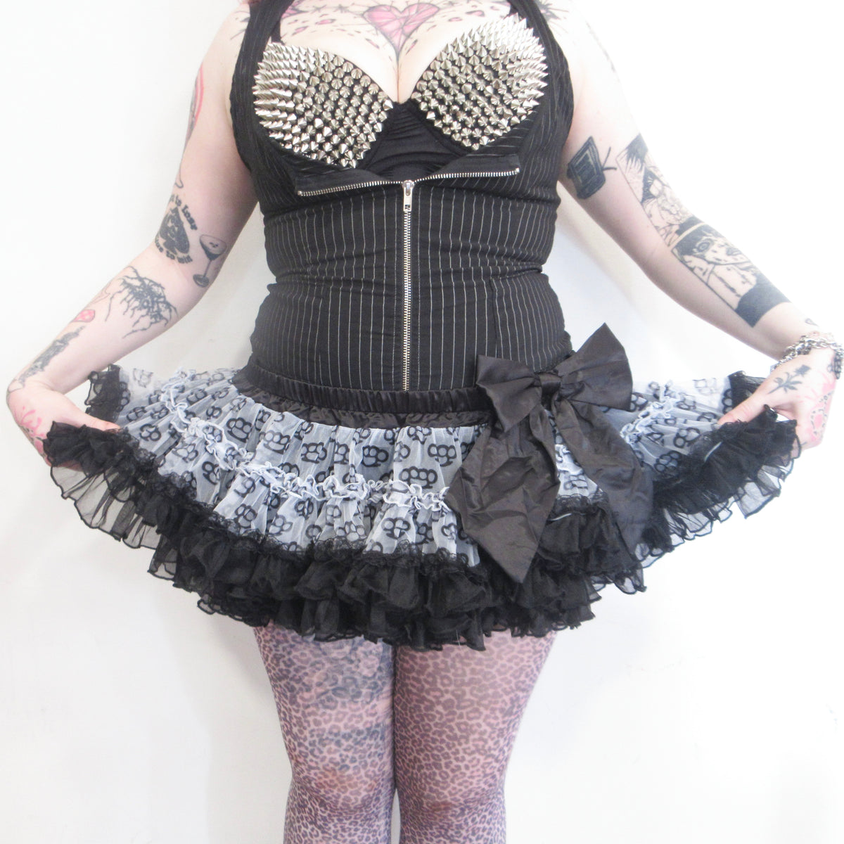 brutal tutu *white*