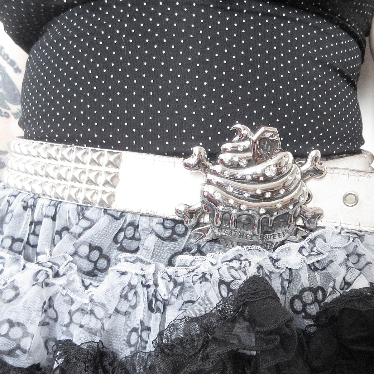 cupcakez belt buckle *clear stones*